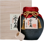 金山蔵 黄金麹仕込み 甕