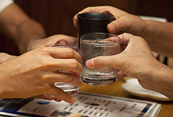 薩摩流、居酒屋の乾杯風景！